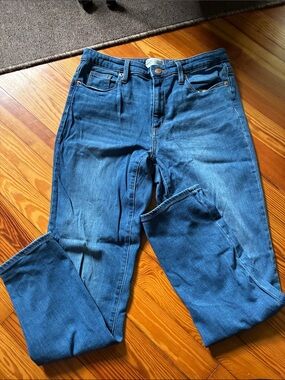 Universal Thread Women's High Rise Straight Leg Jeans - Blue